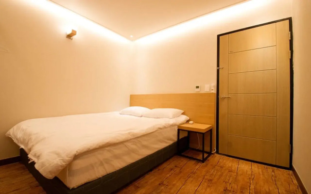 Nobunpang Guesthouse - Hostel