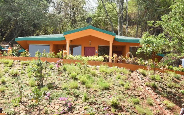 Residency Lake Resort & Spa
