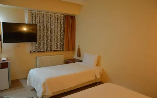 Remay Hotel