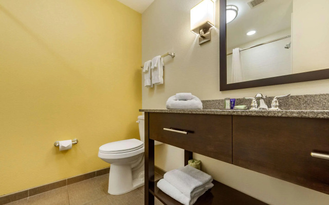 Sleep Inn & Suites Fargo Medical Center