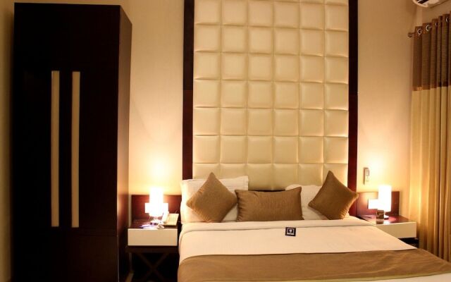 OYO 2617 Hotel Samrat Heavens