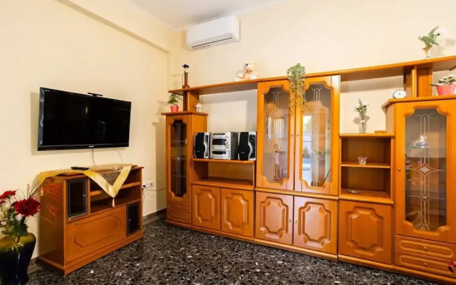 Avia Seaview Getaway - Konstantina s Hidden Haven