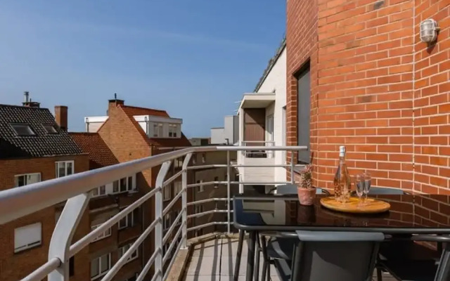 Apartment Near the Beach With Terace