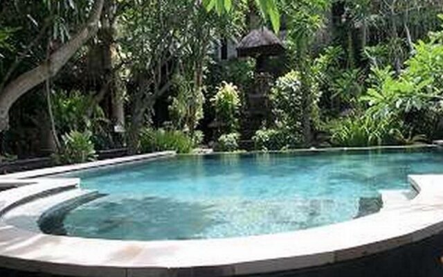 Pendawa Gapura Hotel Kuta