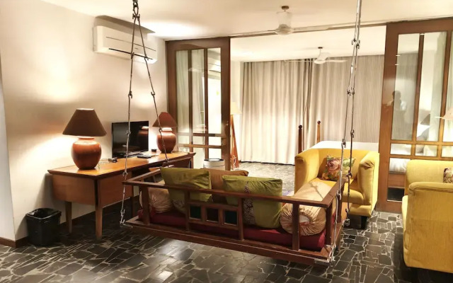 The Sky Imperial Aarivaa Luxury Homestay