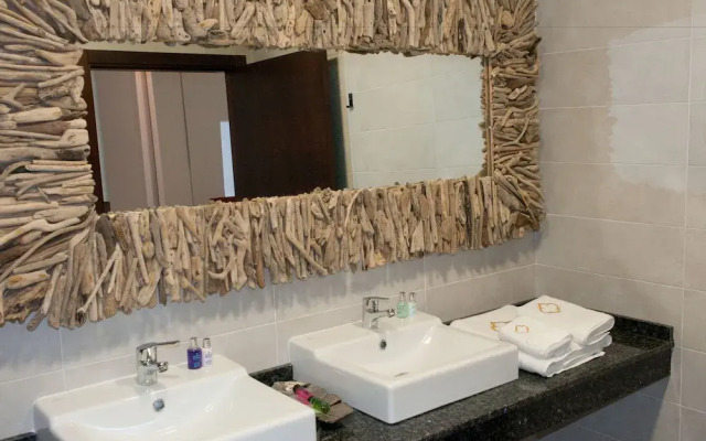 El Escondite de María