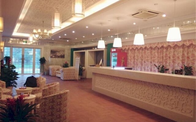 Yazhi Business Hotel
