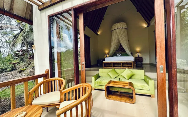 Green Coco Suite