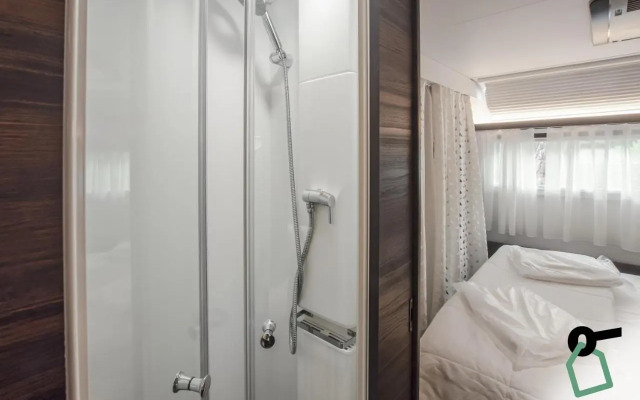 Deluxe - Two Bedroom No.2