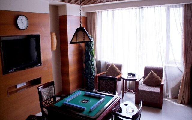 New Joyful Hotel Leqing