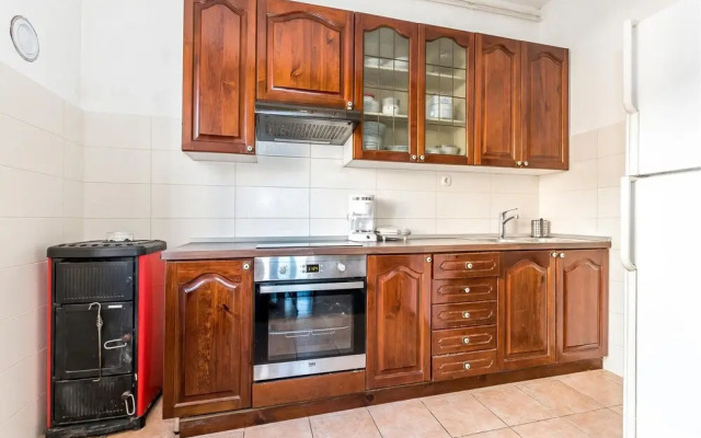Amazing Apartment in Sibenik-brodarica With Wifi and 2 Bedrooms