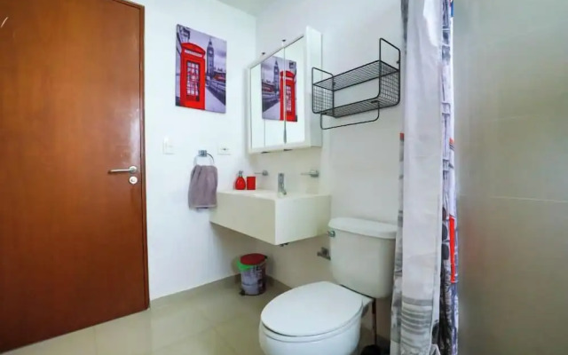 Spacious Condo with Gym & Pool Cancun