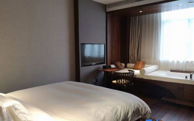 Manyue Select Holiday Hotel