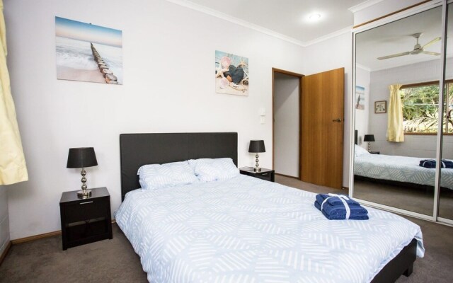 Rain Forest Retreat Jubilee Pocket