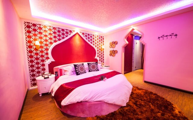 Brightman Theme Hotel