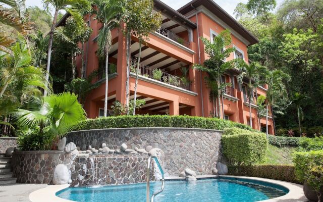 Montebello 2C - 3 bdr 3 Bath Ocean View