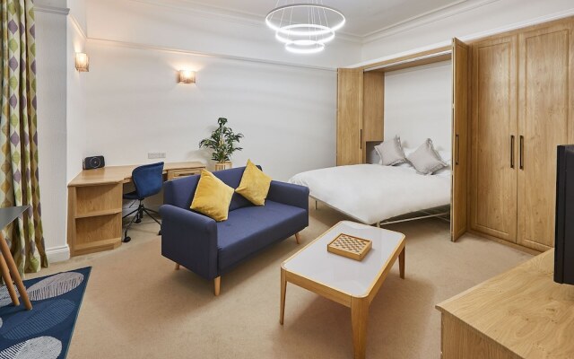 Host Stay Thamesview
