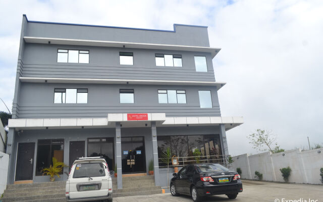 Hotel Aroha