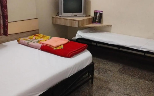 Sai Seva Hotel