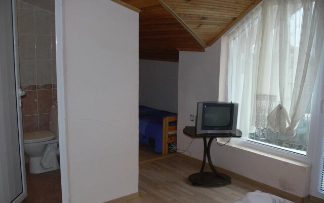 Stedi Guest House