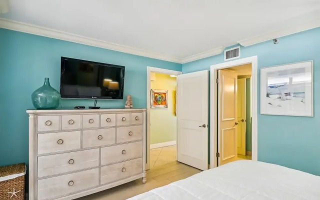 Magnolia House 309 1 Bedroom Condo by RedAwning