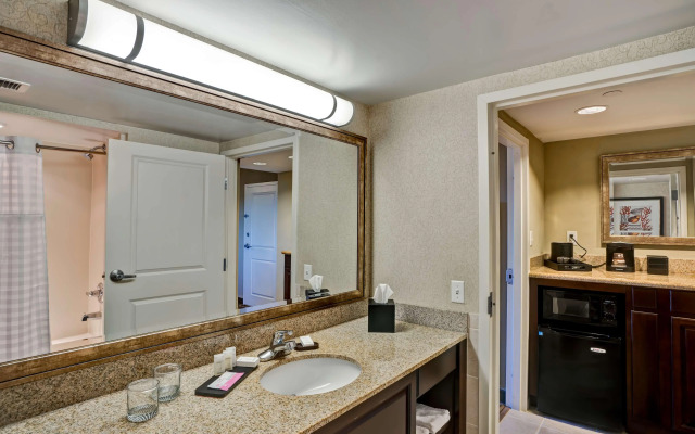 Embassy Suites by Hilton Fort Myers Estero