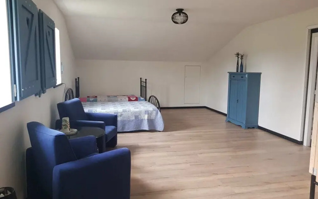 Quaint Holiday Home in Valkenswaard on a Farm