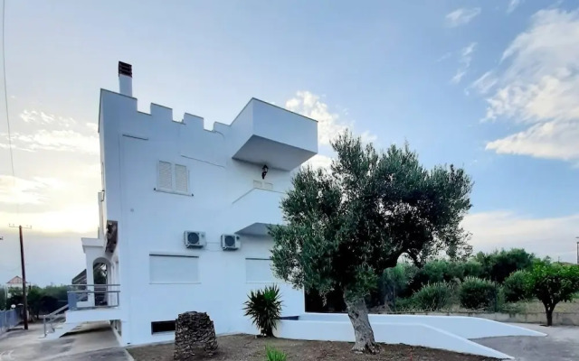 Castello Apartments