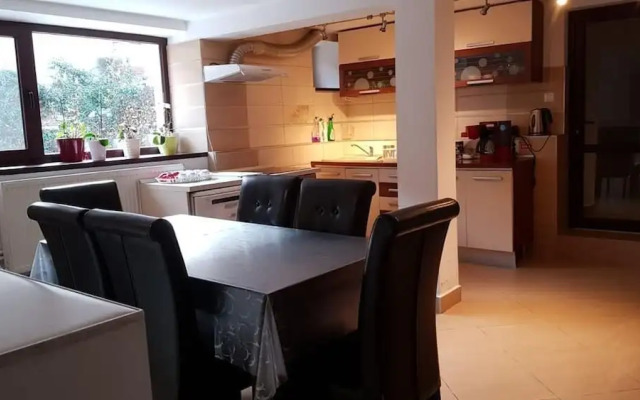 Pensiunea Bergwald Rasnov by BuySellRent