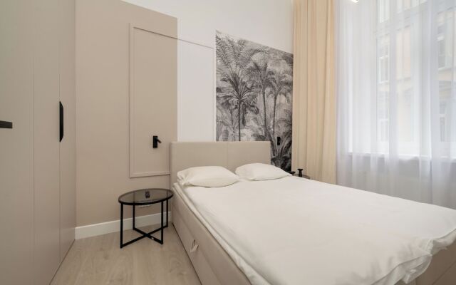 Bright Apartment for 4 People by Renters