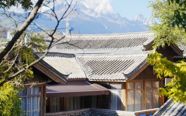 Trustay Resort