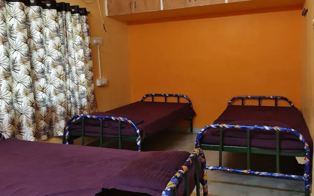 Square & Dormitory Stays