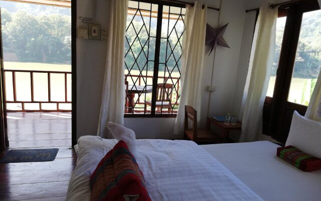 Nam Ou River Lodge
