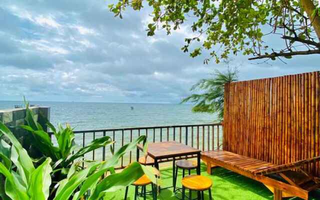 CHILL HOUSE by the beach