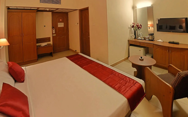 The Hotel Royal Plaza