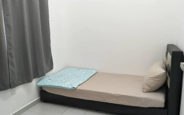 Enjoy Cozy 2 Room Condo at Mesahill Nilai (15 mins to KLIA) – Guest Rooms – Nilai