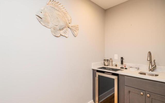 Beach 45 by Oak Island Accommodations