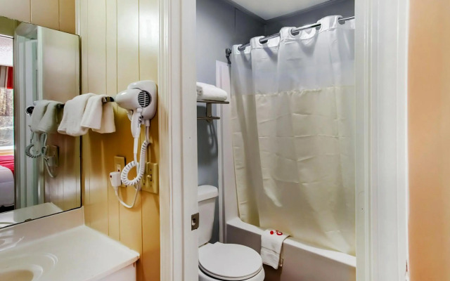 OYO Hotel Ridgeland East
