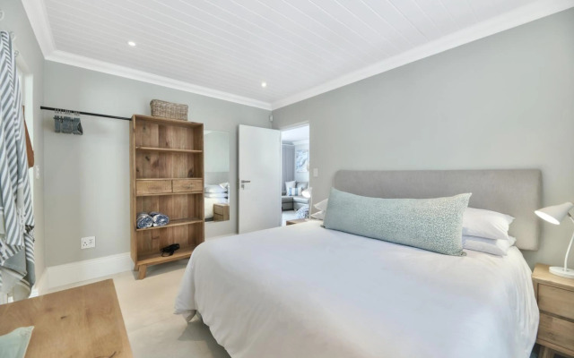 Spring Tide on 28 Main Struisbaai