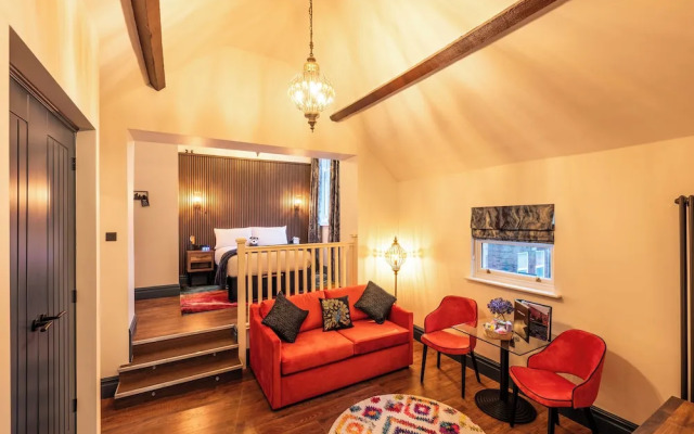 The Old Lyric Hall - St David Aparthotel