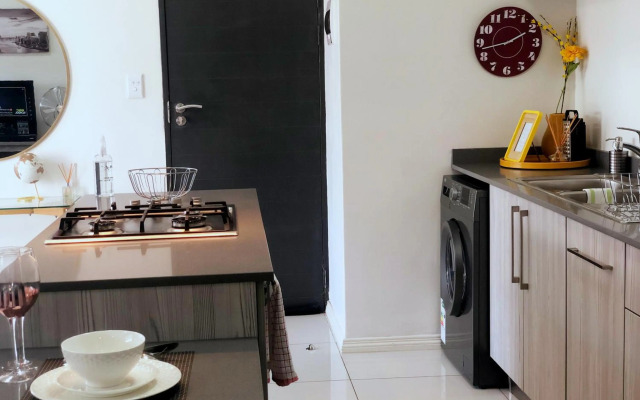 Mikey's place with Fibre Uncapped WiFi