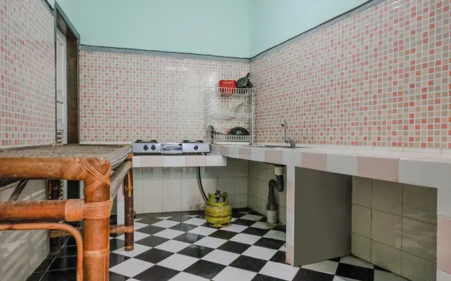 SPOT ON 2046 Villa Hardi