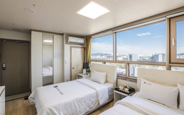 Hotel Aventree Yeouido