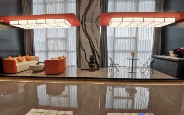 Max E-sports Hotel