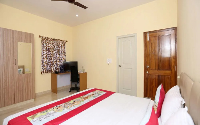 OYO 9414 Golden Nest