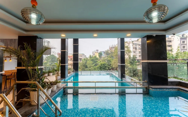 Moustache Rishikesh Luxuria