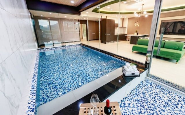 Hapcheon Ylang Ylang Pool Villa
