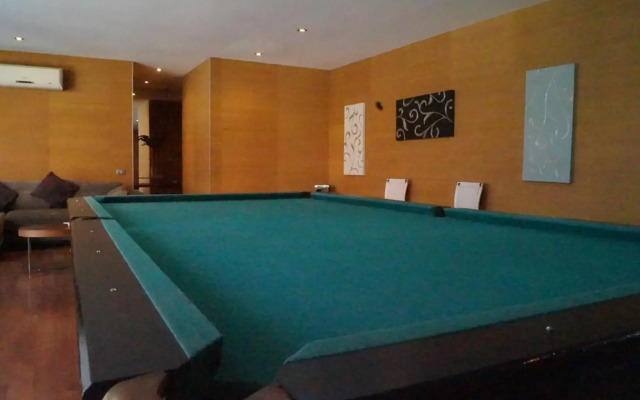 Travel Suites