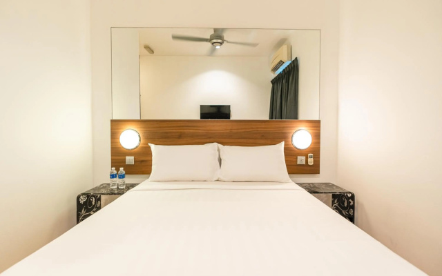 Tune Hotel - Danga Bay, Johor - Image 5