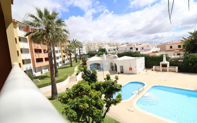 Bellavista Avenida By BeGuest